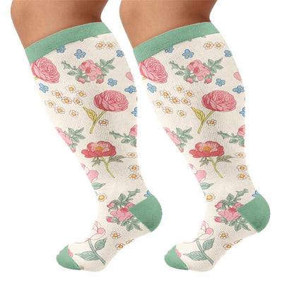 Kompressionsstrümpfe mit pastellfarbenem Blumenmuster in Übergröße - Grün (1 Paar) - 4XL - image 8