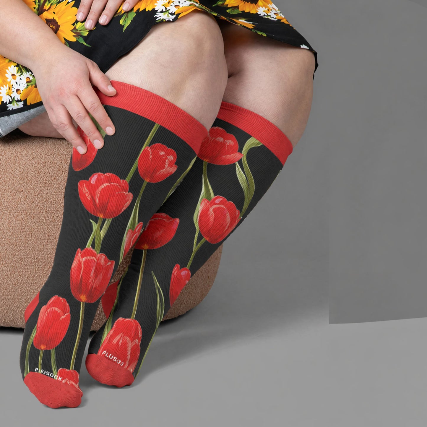 Tulpenblüten-Kompressionsstrümpfe in Übergröße - image 3
