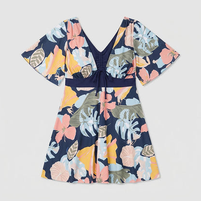 Tropical Bloom Badekleid mit V-Ausschnitt und offenem Rücken - Marineblau - 4XL - image 10