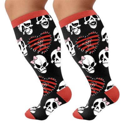Kompressionsstrümpfe in Übergröße mit Herz-, Schleifen- und Totenkopfmotiv - image 9