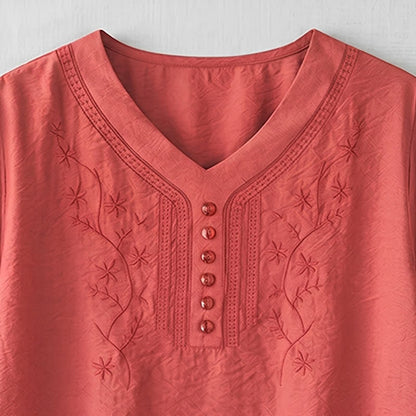 Bestickte, lässige Bluse in Übergröße - image 20