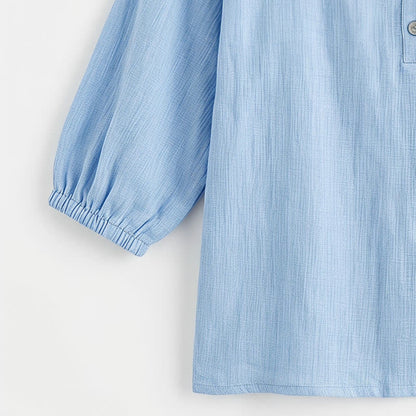 Lässige Bluse in Übergröße mit eckigem Ausschnitt und Knopfleiste - image 30