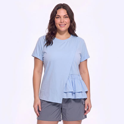 Asymmetrische Bluse mit Rüschensaum und kurzen Ärmeln - Blau - 4XL - image 0