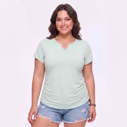 Sportshirt mit V-Ausschnitt und Raffung in Übergröße - Grün - 5XL - image 4