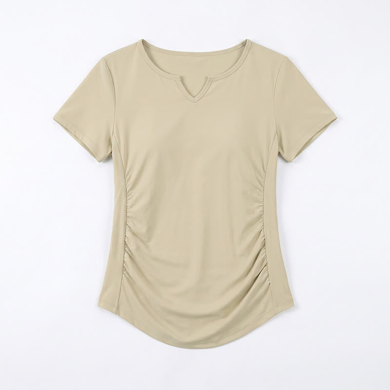 Sportshirt mit V-Ausschnitt und Raffung in Übergröße - image 14