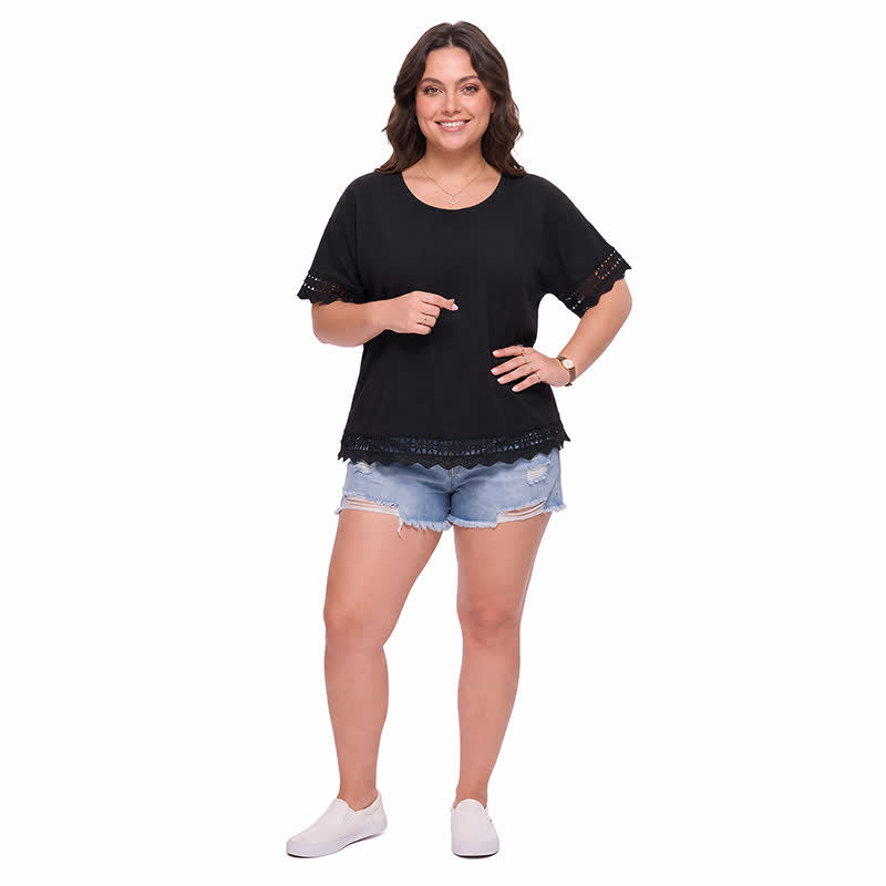 Bluse in Übergröße mit Spitzenbesatz und kurzen Ärmeln - image 6