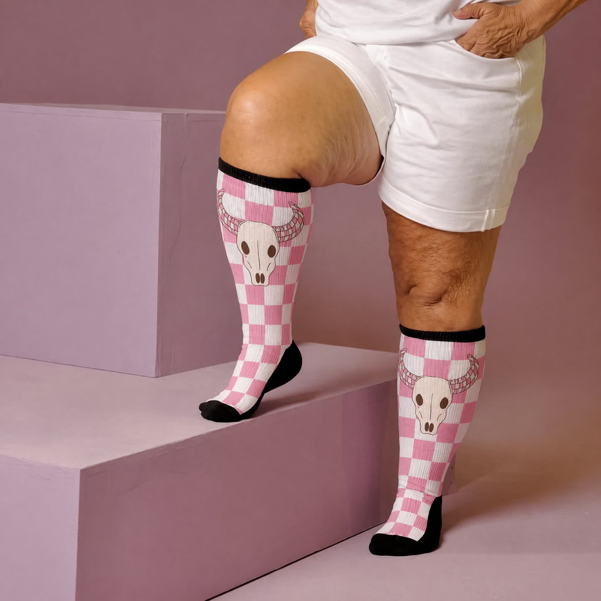 Kompressionsstrümpfe mit Kirschschädel in Übergröße - Schwarz (1 Paar) - 4XL(1 Paar) - image 3