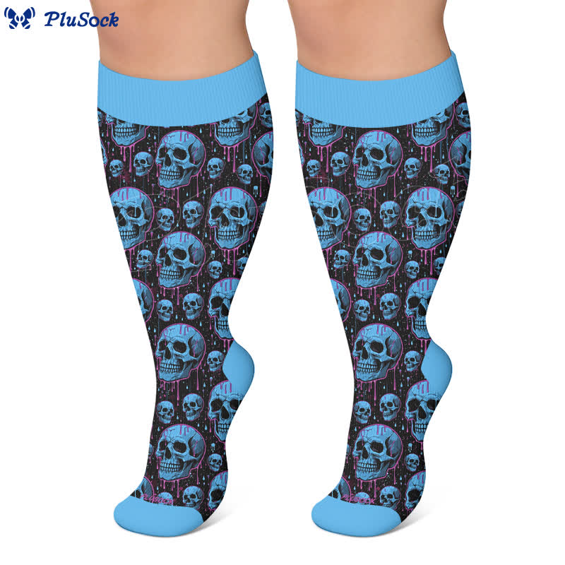 Blaue Totenkopf-Kompressionsstrümpfe in Übergröße - image 6