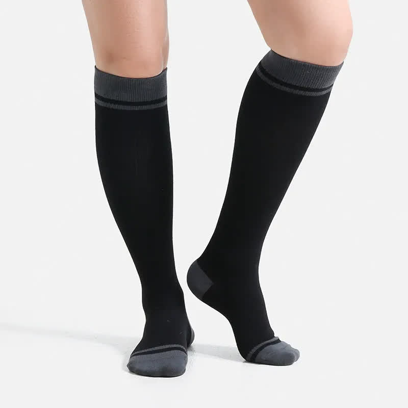 Sport-Kompressionssocken in Übergröße, einfarbig - Schwarz - XL - image 0