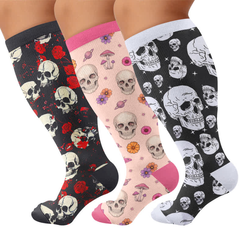 Gothic-Kompressionsstrümpfe in Übergröße mit Totenkopf und Rose - Mehrfarbig (3 Paare) - 4XL - image 4