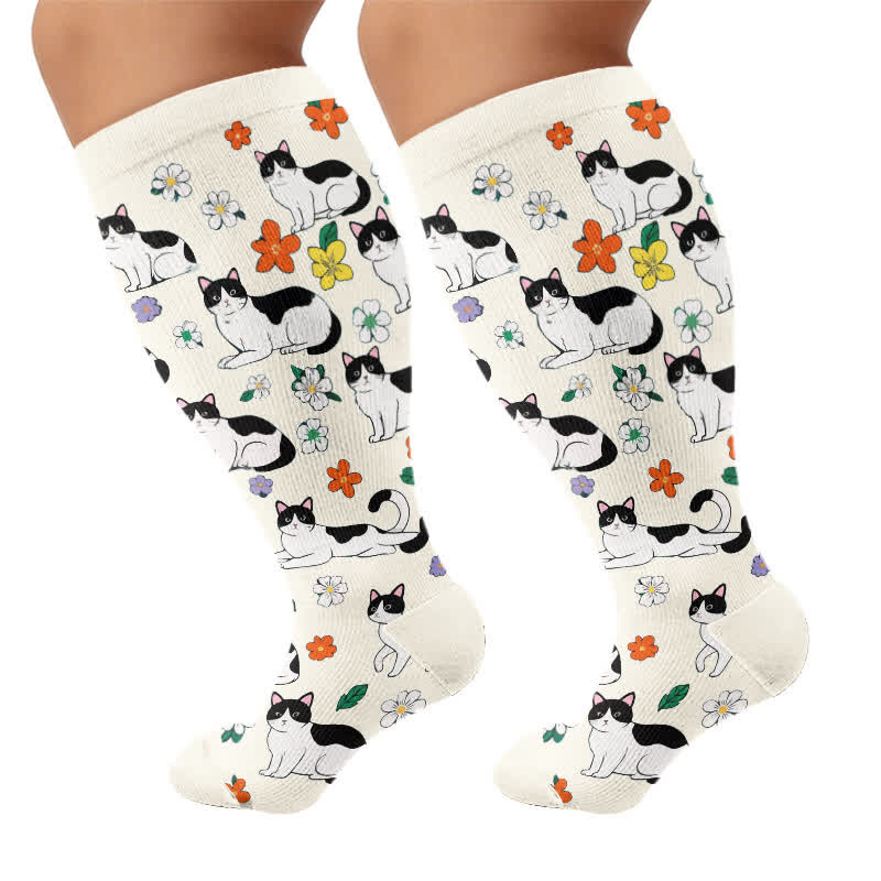 Kompressionsstrümpfe in Übergröße mit lustigem Cartoon-Katzen- und Hunde-Print - Weiß (1 Paar) - 4XL - image 8