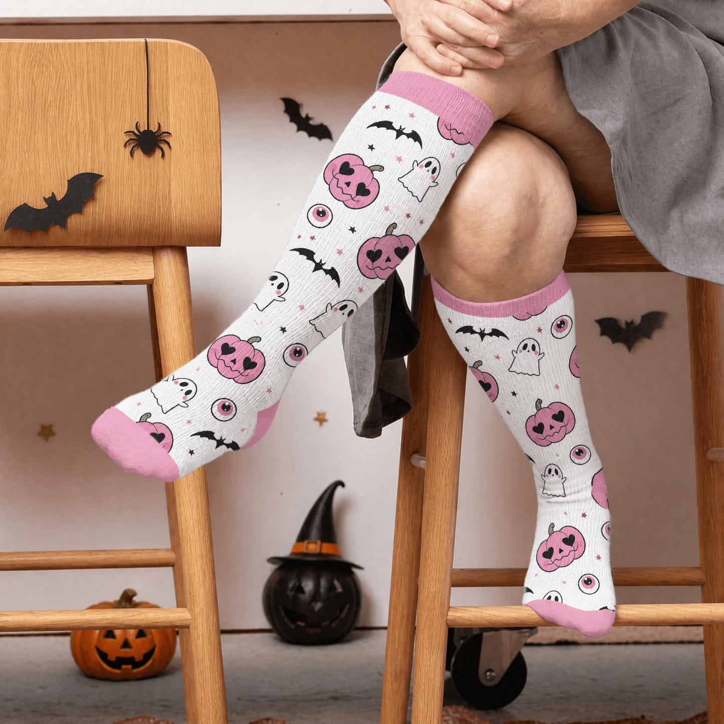 Halloween-Kürbis-Kompressionsstrümpfe in Übergröße - Weiß (1 Paar) - 4XL - image 2