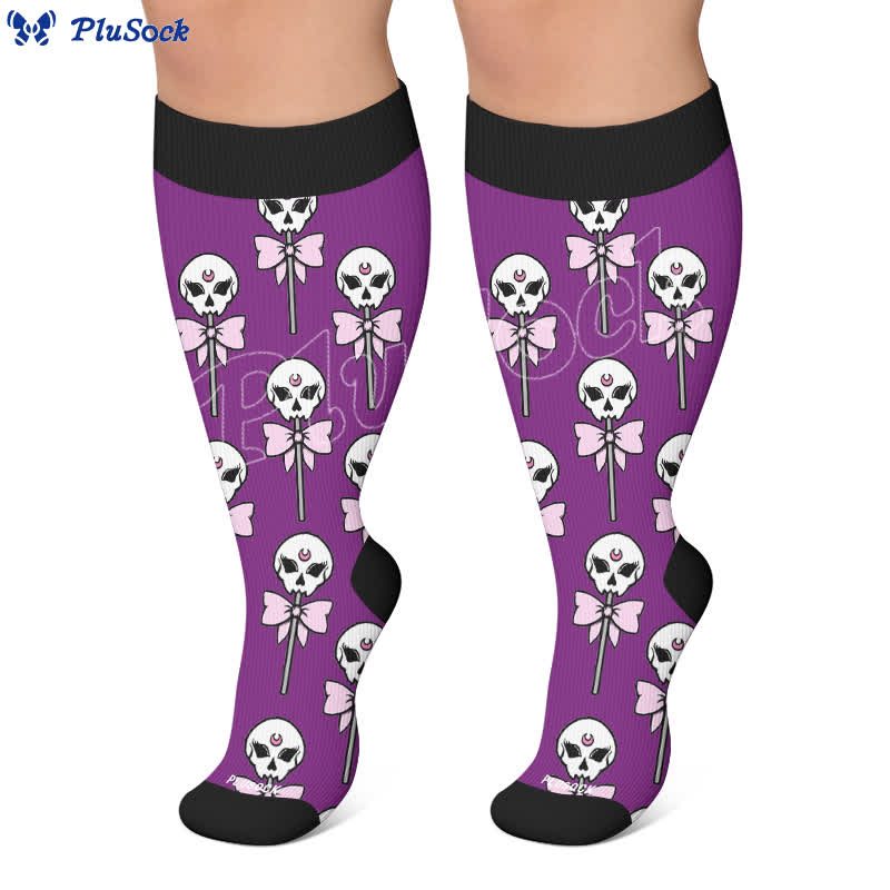 Kompressionsstrümpfe mit Totenkopf-Motiv in Übergröße - image 5