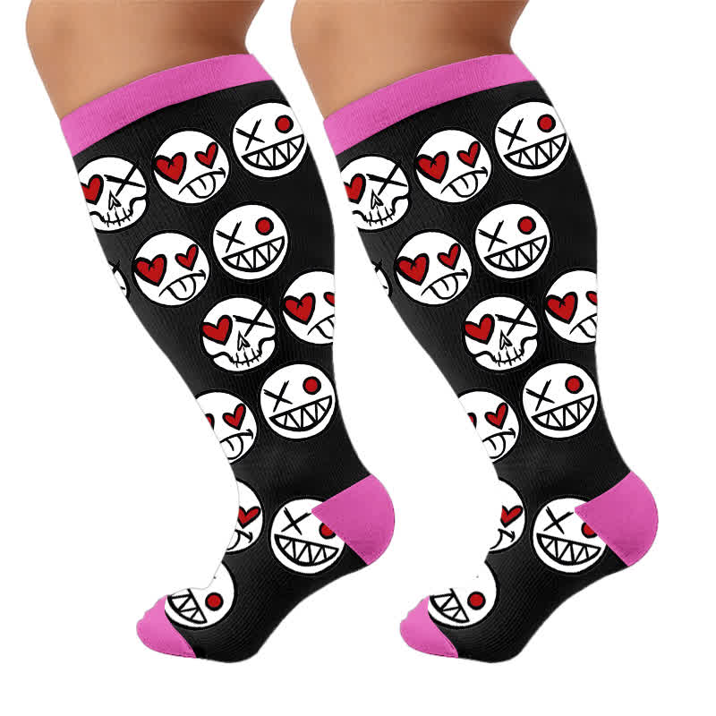 Kompressionsstrümpfe mit Totenkopf-Motiv in Übergröße - image 10