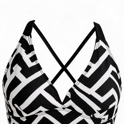 Tankini-Set mit gekreuztem V-Ausschnitt - image 9