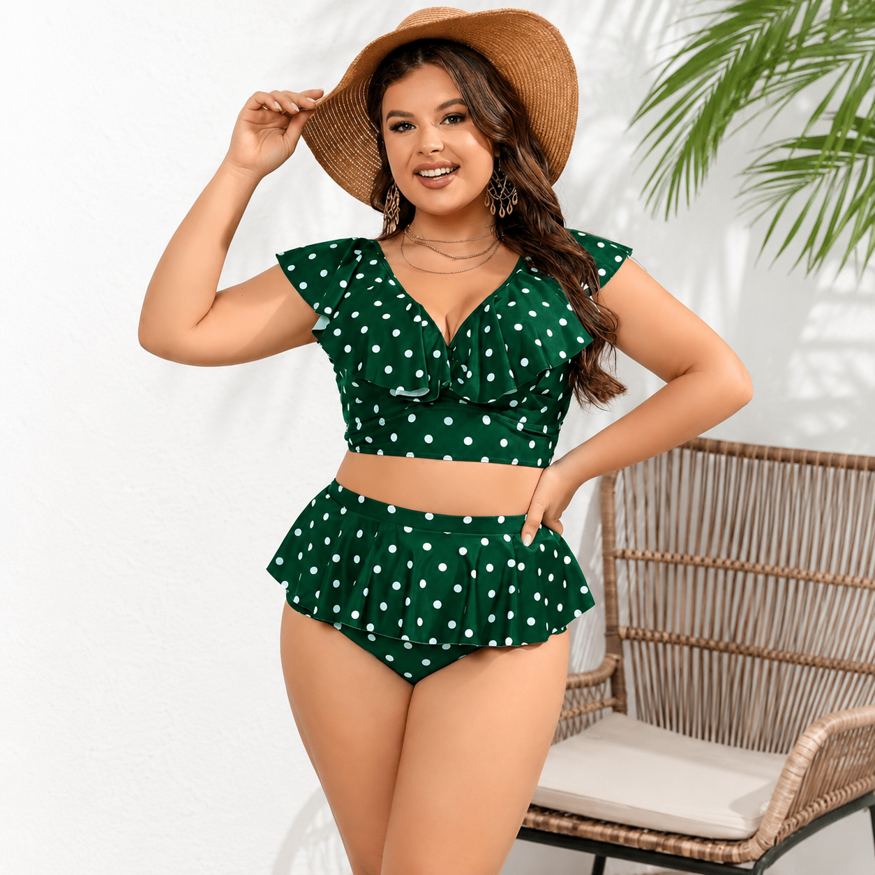 Bikini-Set mit Polka-Dots, Rüschen und hohem Bund - Grün - 4XL - image 1