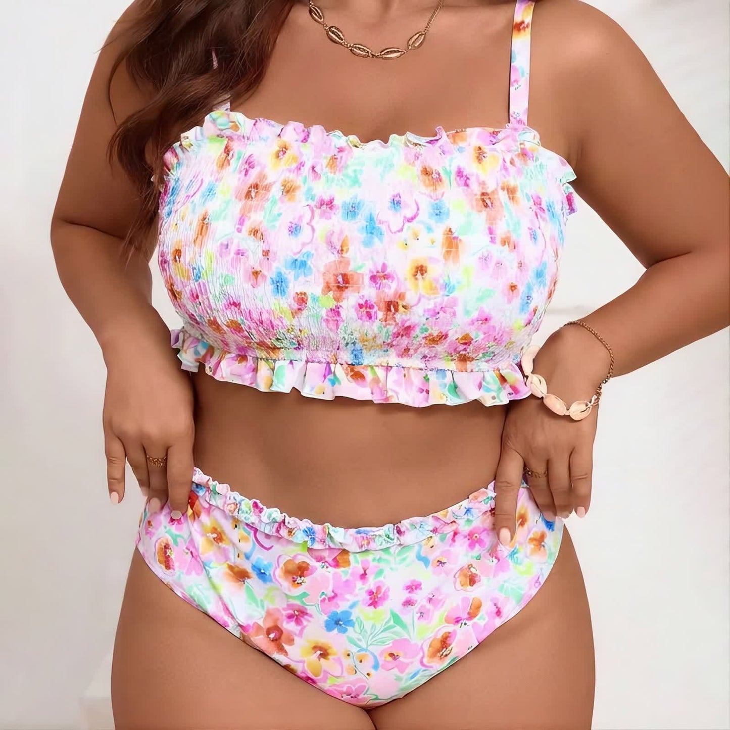 Bikini-Set mit rosafarbenem Blumenmuster und Smok-Einsätzen - Rosa - 5XL - image 0