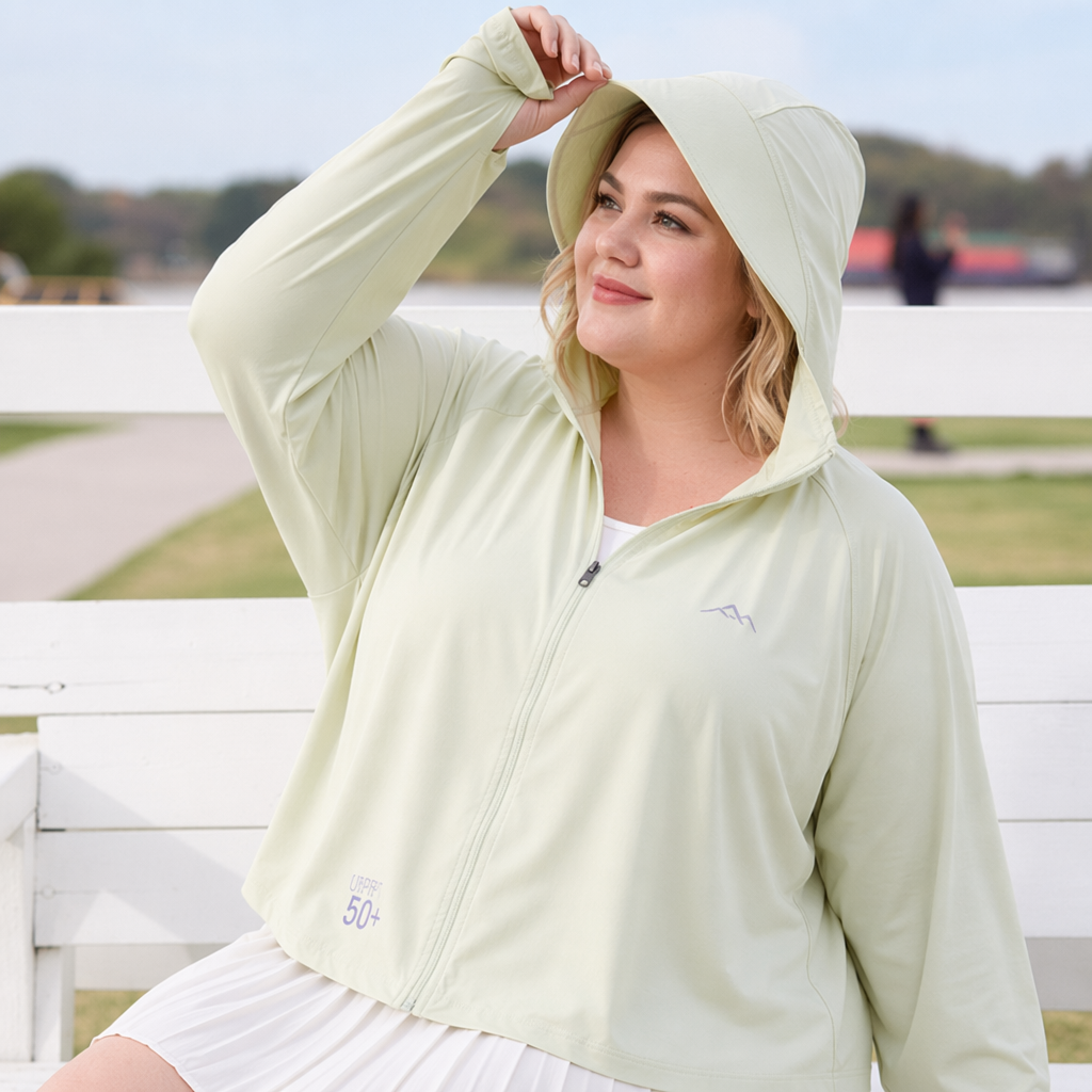 Sonnenschutzjacke mit Kapuze und Reißverschluss - image 3