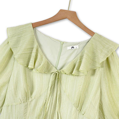 Romantisches Maxikleid mit Rüschenkragen und Puffärmeln - image 1