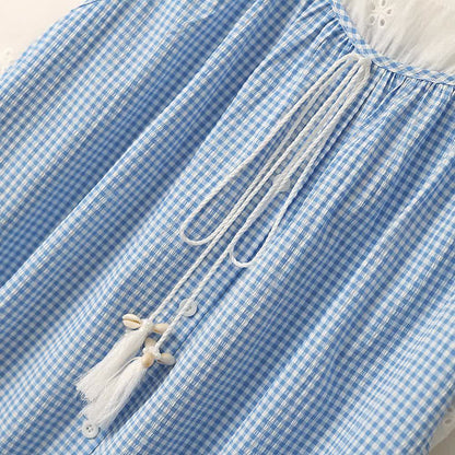 Plus Size blaue Vichy-Karo-Bluse mit kurzen Ärmeln und Lochstickerei - image 3