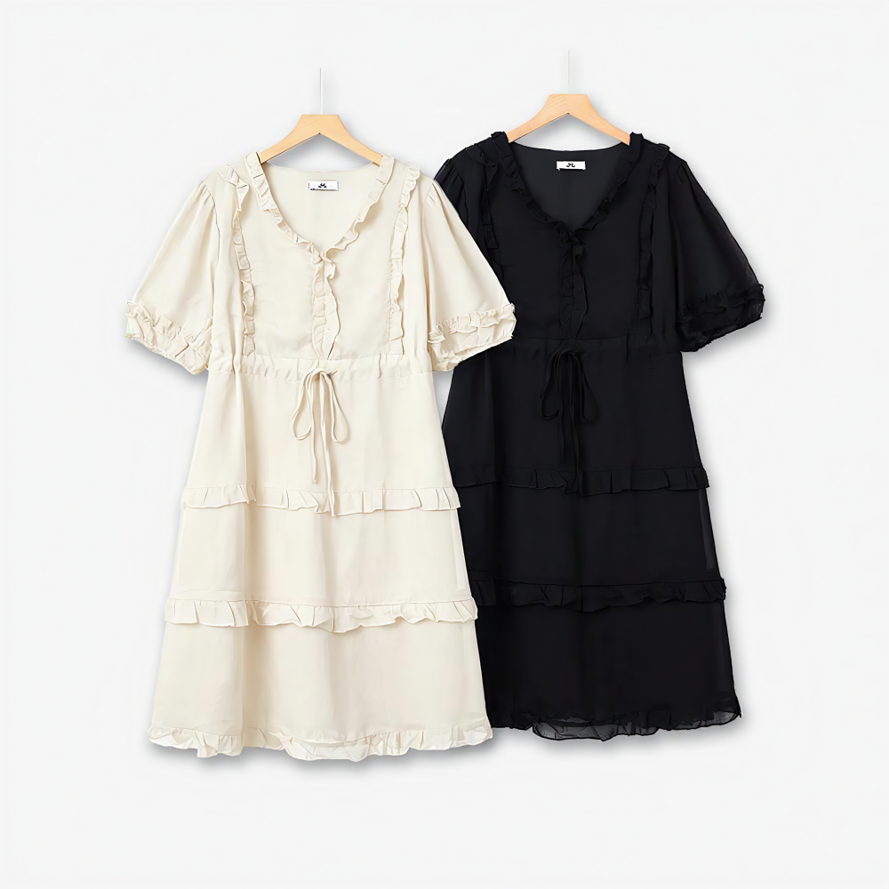Elegantes Midikleid in Übergröße mit V-Ausschnitt, Rüschen und Bindegürtel - image 0