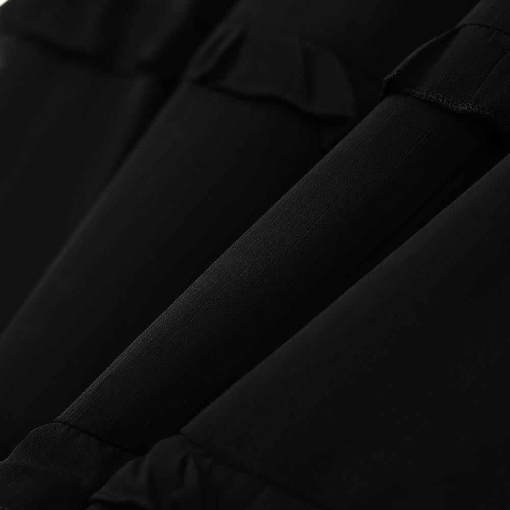 Elegantes Midikleid in Übergröße mit V-Ausschnitt, Rüschen und Bindegürtel - image 5