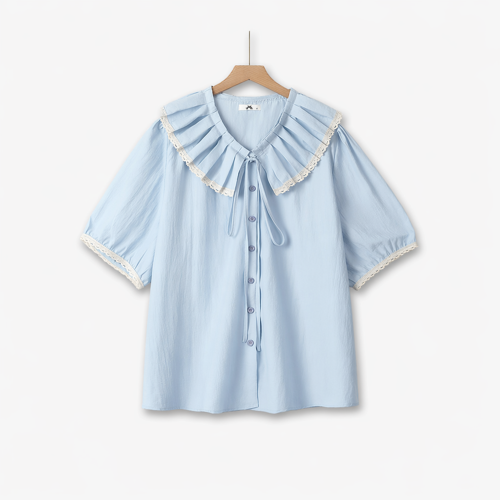 Bluse in Übergröße mit Rüschenkragen und Spitzenbesatz - Blau - 6XL - image 0