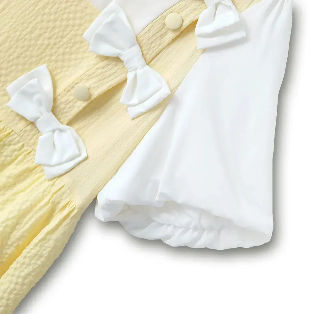 Süßes, mit Schleife verziertes, gerafftes Midikleid im Zweiteiler-Stil - image 2