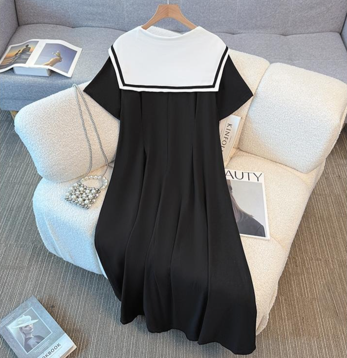 Midikleid aus Baumwollmischgewebe mit Matrosenkragen in Übergröße - image 6
