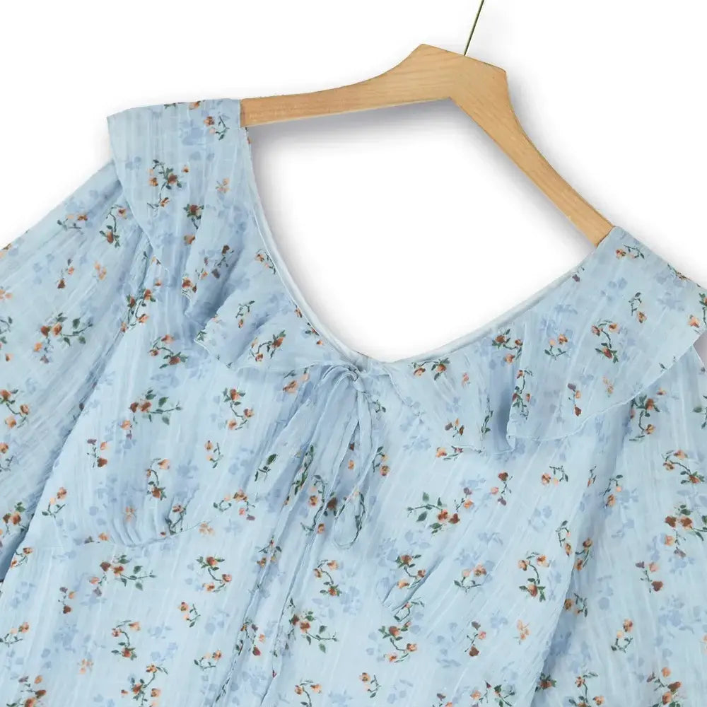 Plus Size blaues Midikleid mit Blumenmuster und Puffärmeln - image 1