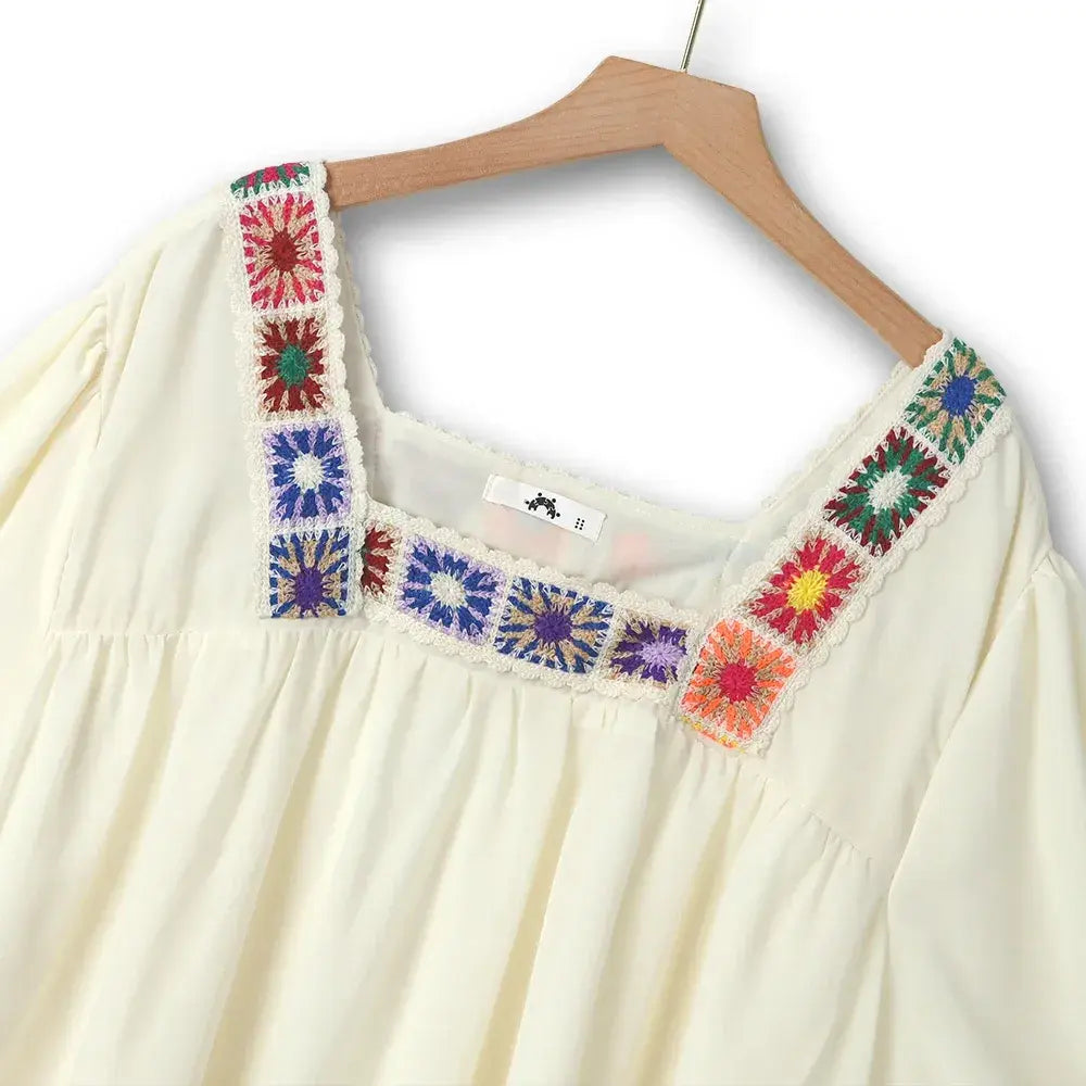 Boho-Set aus besticktem Oberteil mit eckigem Ausschnitt und weitem Hosenbein - image 2