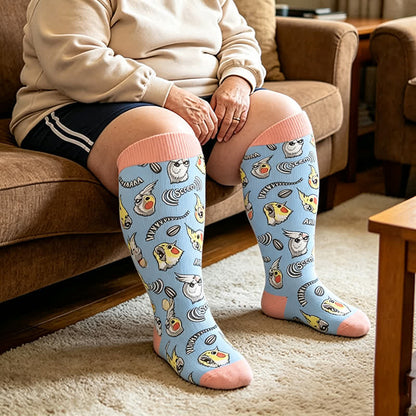 Kompressionsstrümpfe mit Katzen- und Papageienmotiv in Übergröße - image 2
