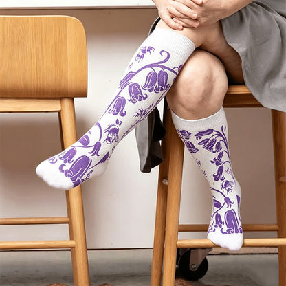 Kompressionsstrümpfe mit Blumen- und Bienenmuster in Übergröße - Weiß (1 Paar) - 4XL - image 2