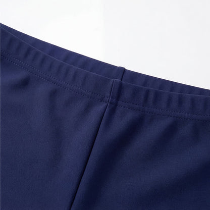 Hochgeschnittene, schmal geschnittene Boyshort-Badeshorts - image 6