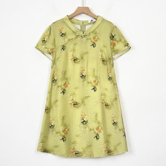 Bluse mit Blumenmuster und Stehkragen in Übergröße - Gelb - 6XL - image 0