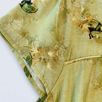 Bluse mit Blumenmuster und Stehkragen in Übergröße - image 3