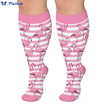 Kompressionsstrümpfe mit Flamingostreifen in Übergröße - image 5