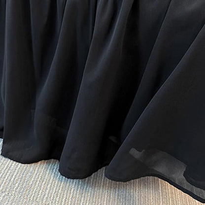 Elegantes Midikleid in Übergröße mit Schlüssellochausschnitt und Rüschensaum - image 5