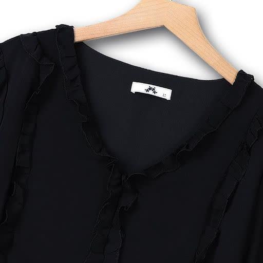 Romantisches Midikleid mit Stufenrüschen in Übergröße - image 3