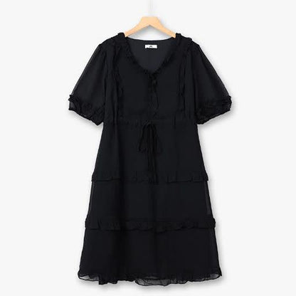 Romantisches Midikleid mit Stufenrüschen in Übergröße - Schwarz - 7XL - image 1