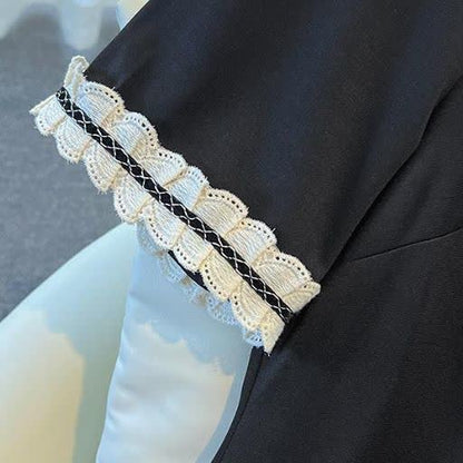 Midikleid aus kontrastierender Spitze in Übergröße - image 3