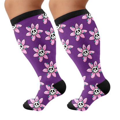 Rosa Totenkopf-Gänseblümchen-Kompressionsstrümpfe in Übergröße - image 8