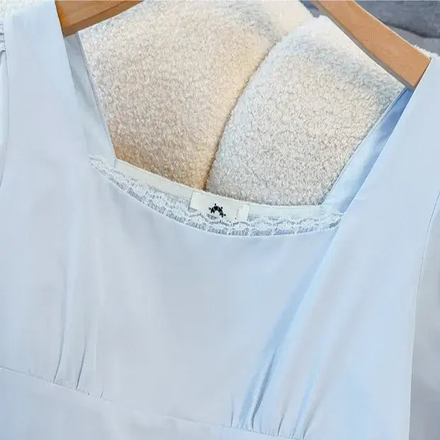 Leichtes Sommerkleid in A-Linie mit eckigem Ausschnitt in Übergröße, Midi-Länge - image 1