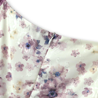 Plus Size Sommerkleider in A-Linie mit eckigem Ausschnitt, Puffärmeln, kontrastierenden Blumenmustern und Stufenrock - image 3
