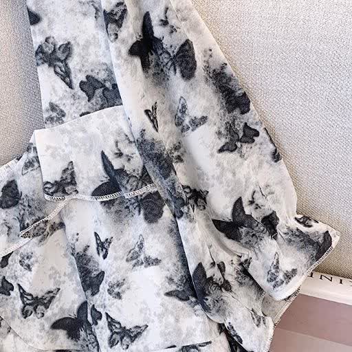 Plus Size Sommerkleid mit eckigem Ausschnitt, Puffärmeln und Blumenmuster, gestuft - image 4