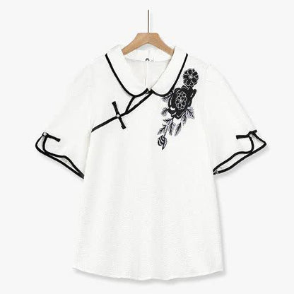Sommer-Set in Übergröße: Zweiteiliges Set aus Oberteil mit Stehkragen und Froschknopfleiste sowie Rock mit Blumenmuster - Bluse - 6XL - image 1