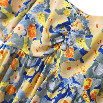Leichtes Sommerkleid in Übergröße mit Empire-Taille, Blumenmuster, kurzen Ärmeln und Puffärmeln - image 2