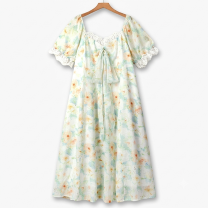 Sommer-Maxikleid in Übergröße mit eckigem Ausschnitt, Spitzenbesatz, Blumenmuster und Puffärmeln, Spitzenbesatz und Blumenmuster - Minze - 6XL - image 0