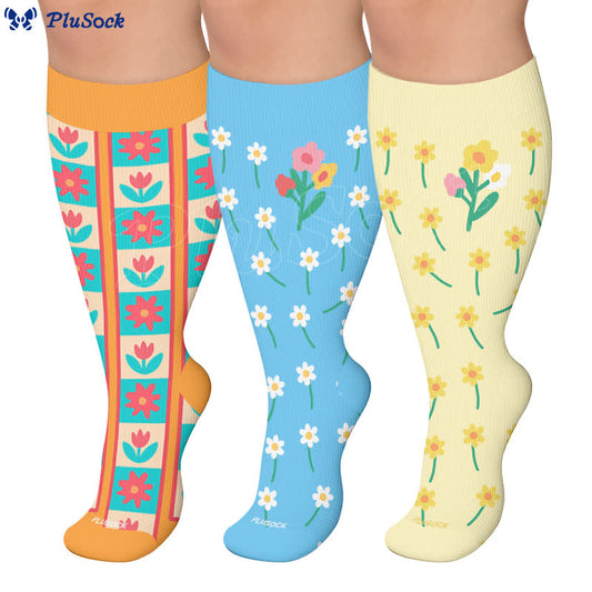 Kompressionsstrümpfe mit floralem Patchwork in Übergröße - image 0
