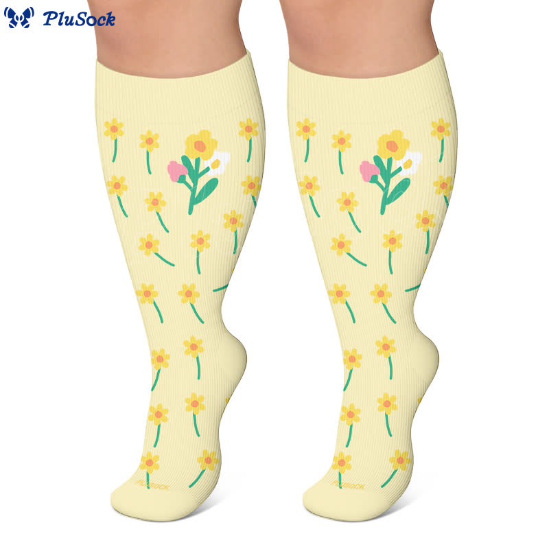 Kompressionsstrümpfe mit floralem Patchwork in Übergröße - image 10